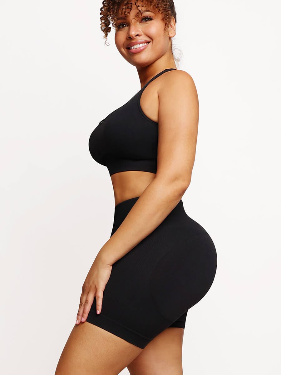 CurvedByOshunÂŽ đżEco-friendly Sexy V Neck Seamless Sportswear Biker Shorts Set