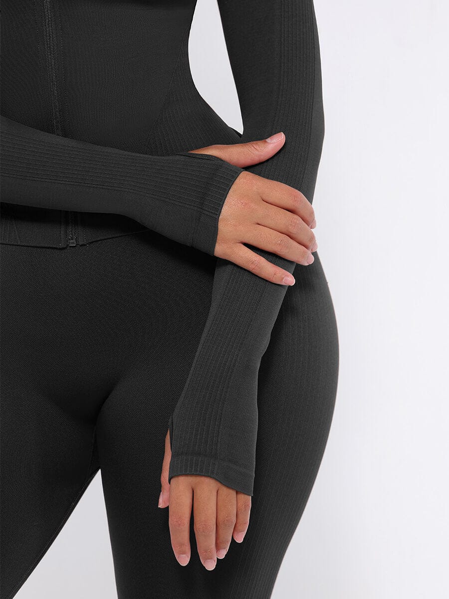 CurvedByOshun® Seamless Full Zipper Running Top with Thumb Holes