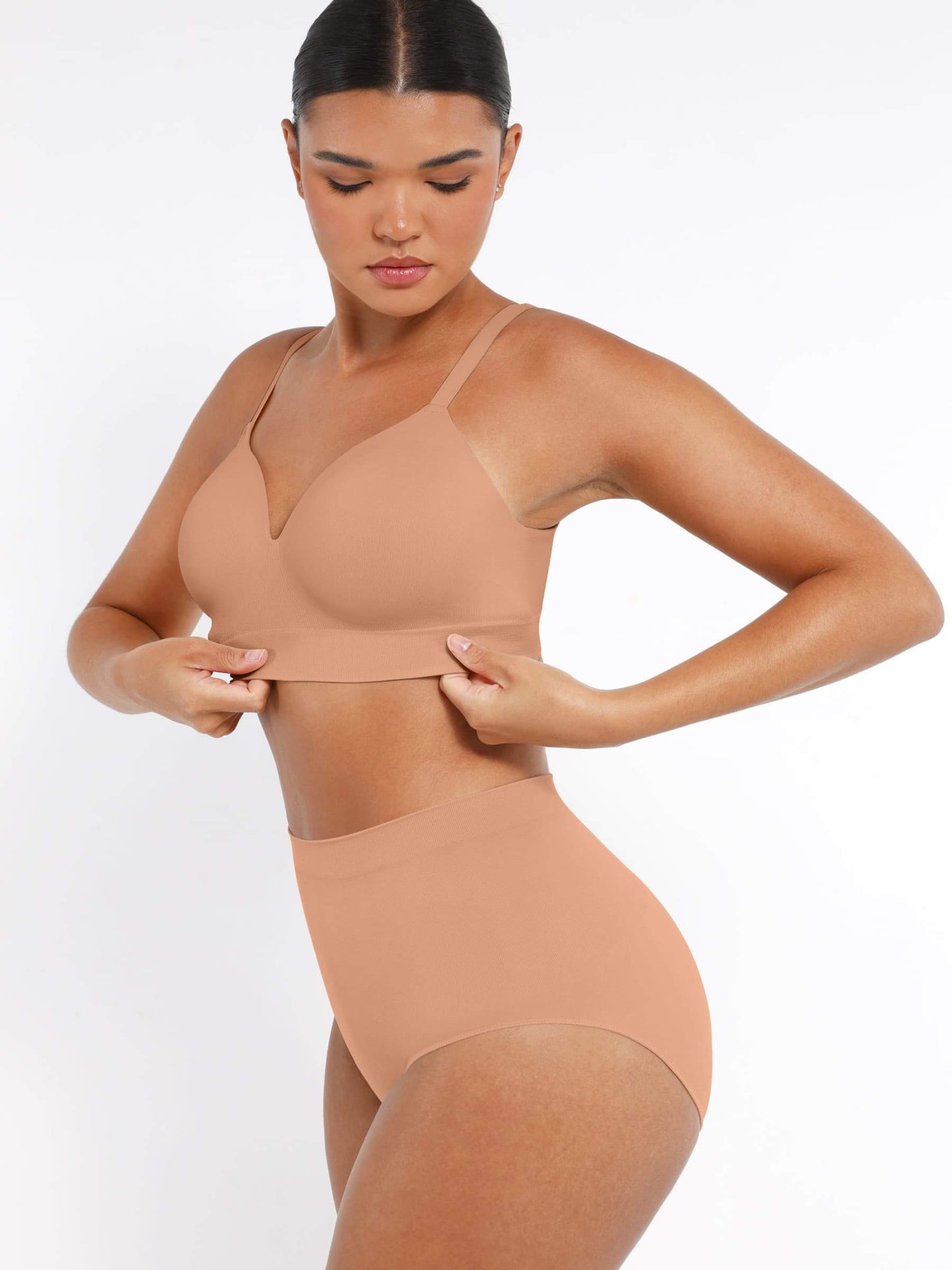 CurvedByOshun® Seamless Wireless Bust Support Shapewear Bra