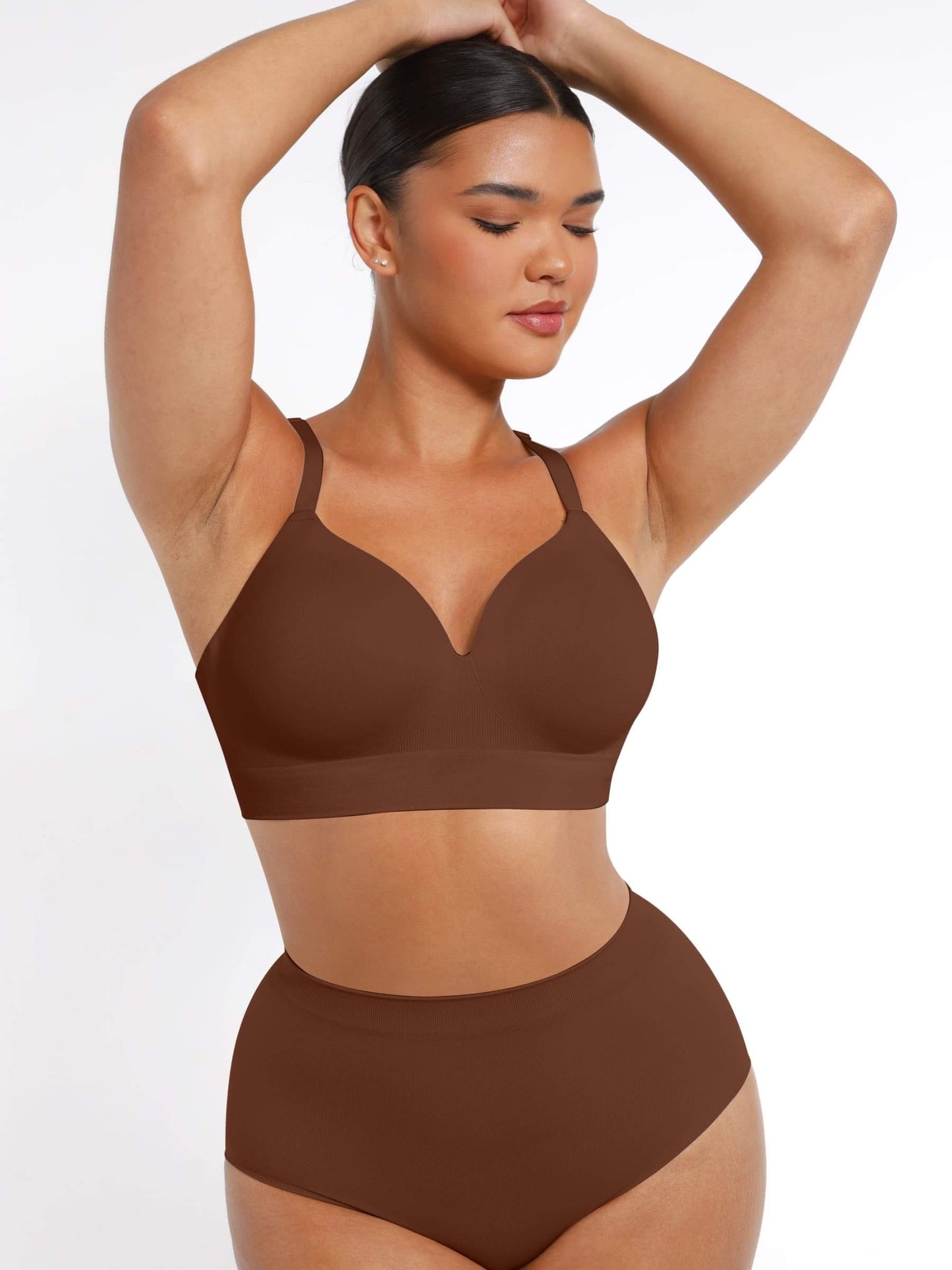 CurvedByOshun® Seamless Wireless Bust Support Shapewear Bra