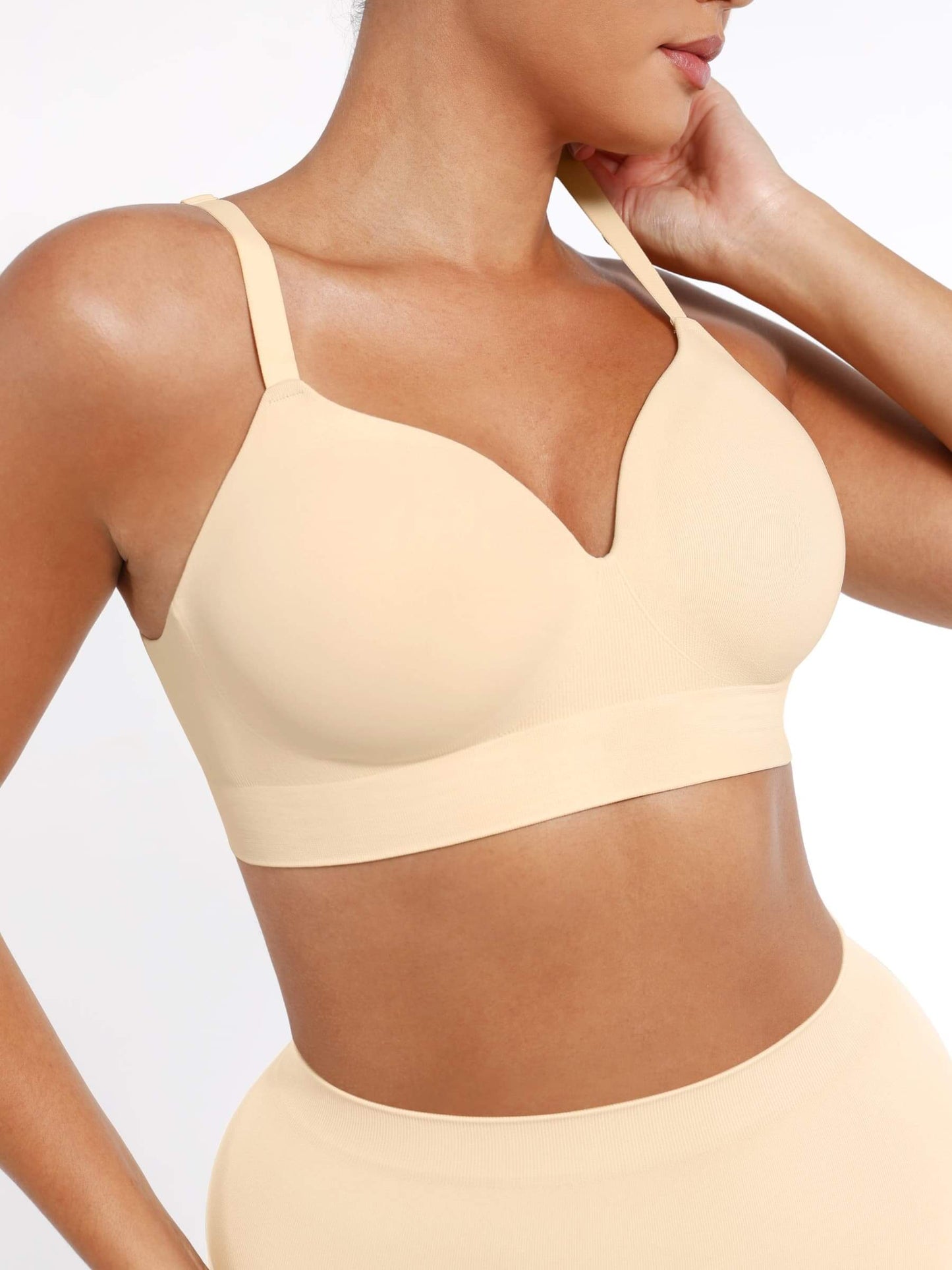 CurvedByOshun® Seamless Wireless Bust Support Shapewear Bra