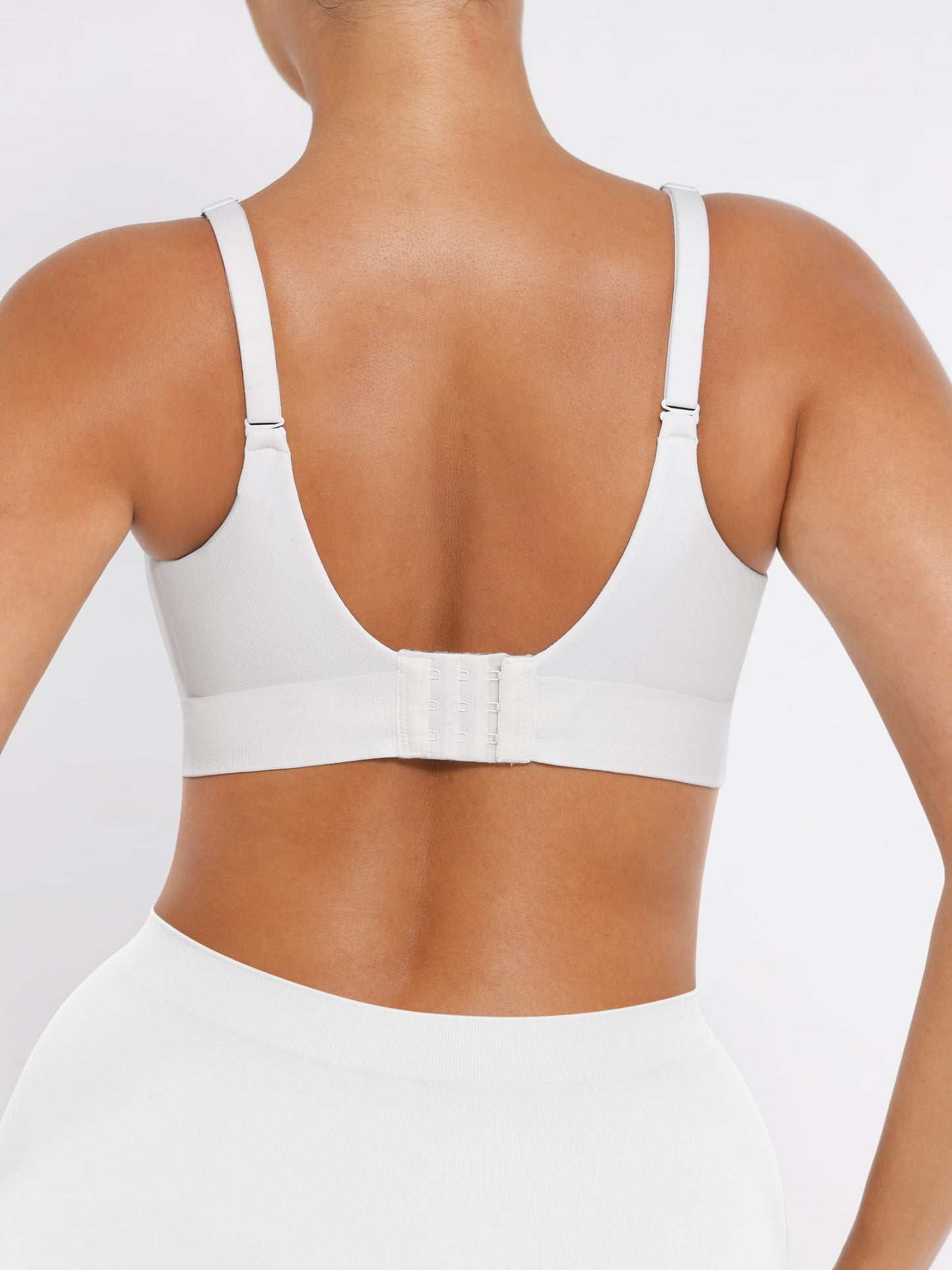 CurvedByOshun® Seamless Wireless Bust Support Shapewear Bra