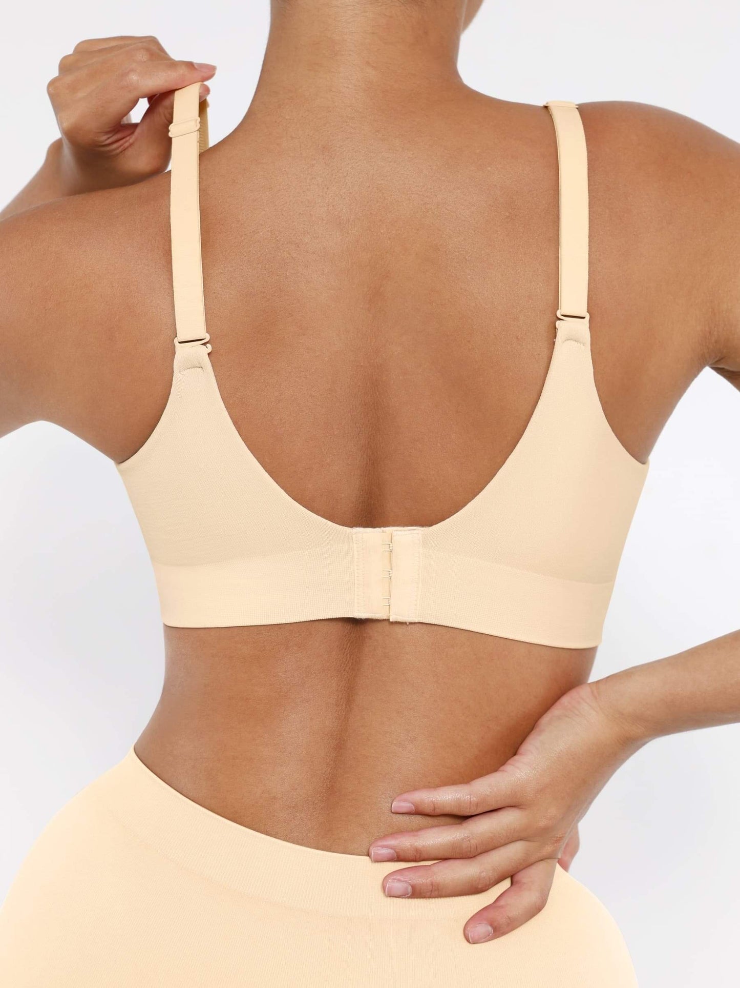 CurvedByOshun® Seamless Wireless Bust Support Shapewear Bra